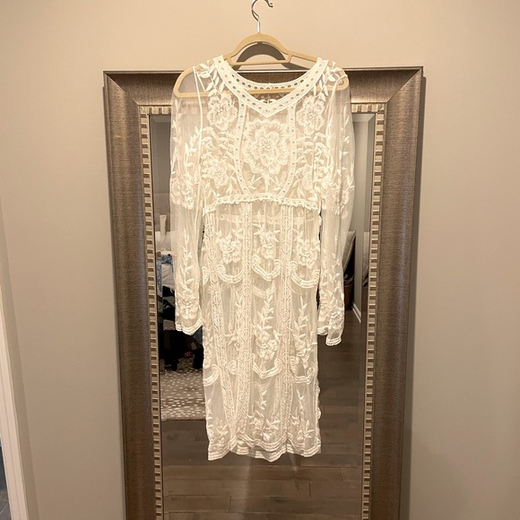 Lace bathing suit cover up - Picture 1 of 3